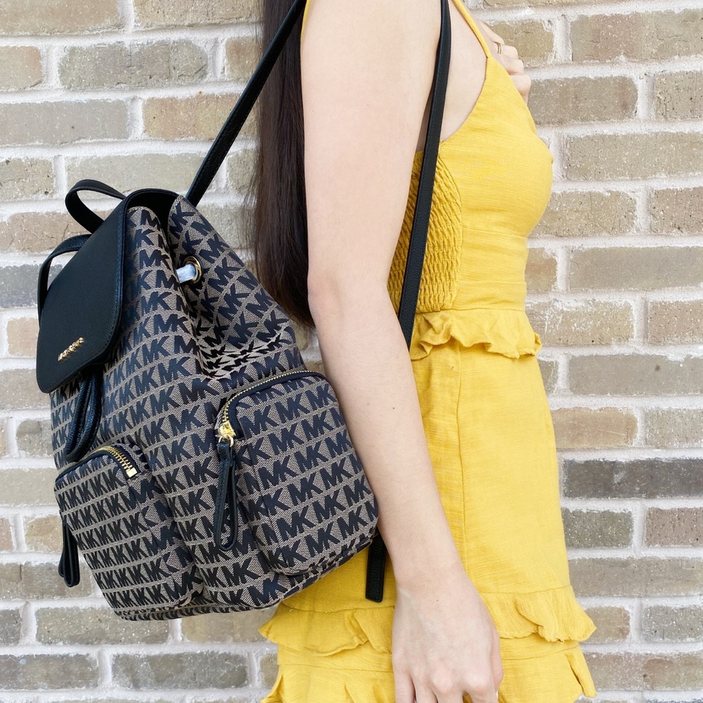 Gaby’sBags🍀Michael Kors Backpack🍀NWT - Picture 3 of 4